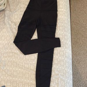 Lululemon workout pants